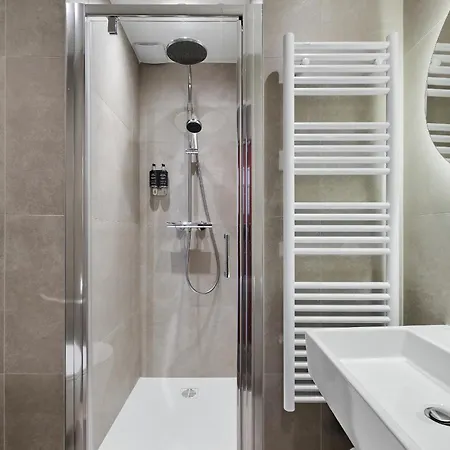 Excelsior Centre By Happyculture Hotel 4*