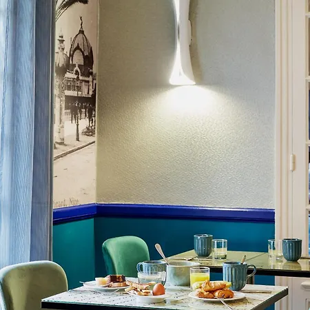 Excelsior Centre By Happyculture ホテル