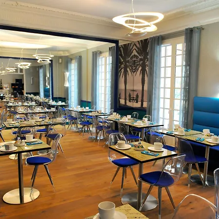 Excelsior Centre By Happyculture