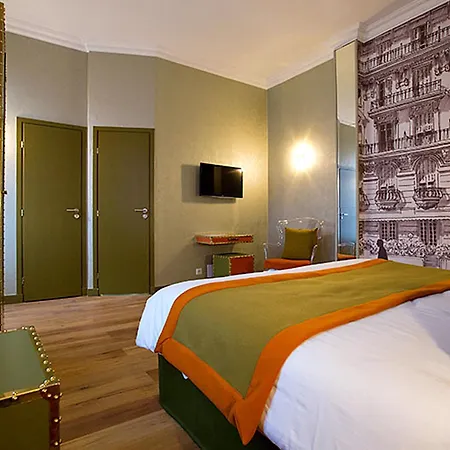 Excelsior Centre Hotel 4*